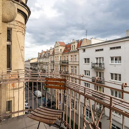 Family With Balcony Near Mtp By Renters Apartament Poznań