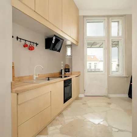 Apartament Family With Balcony Near Mtp By Renters *
